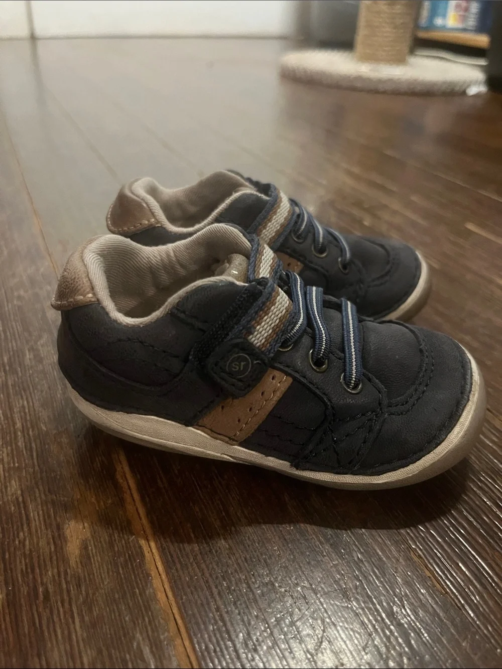 Stride Rite Navy and Tan Hook-and-Loop Kids Sneakers
